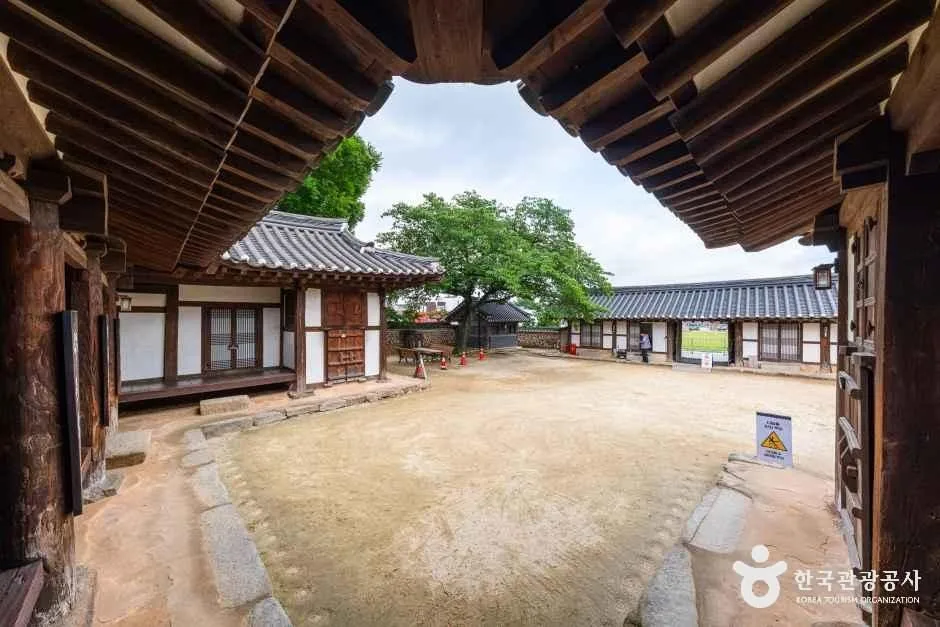 전남_나주_목사내아_외부_4.jpg