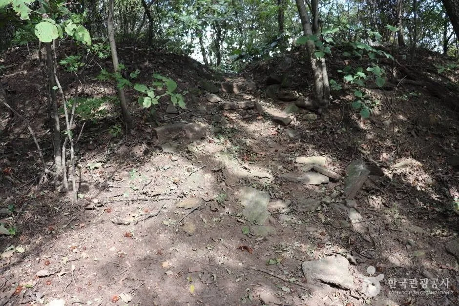 위례산과 위례성지 (14)_e
