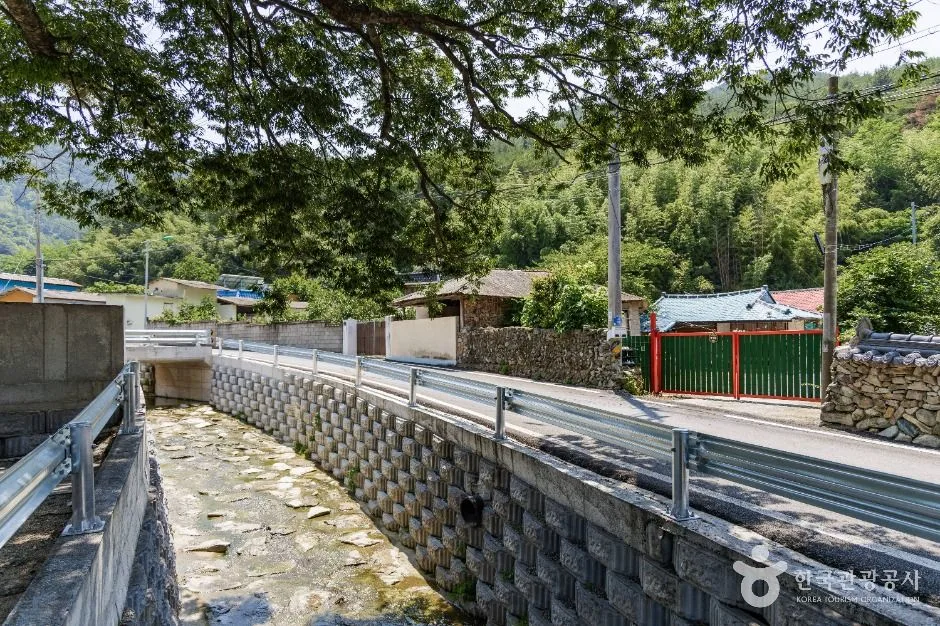 사천_사천 바리안마을 (3)