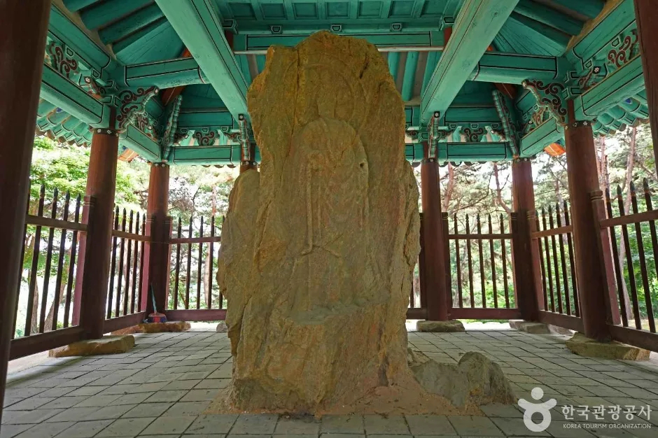 예산 화전리 석조사면불상 (6)