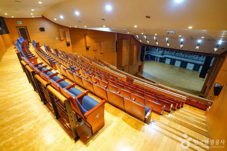 양산문화예술회관 (4)