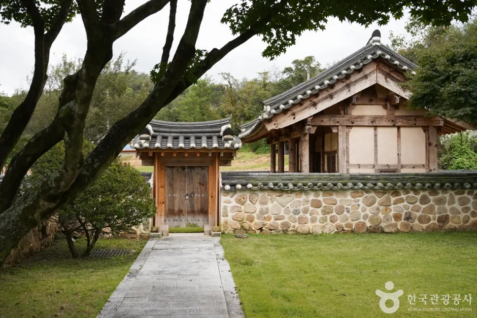 경북_상주_정기룡장군유적지(충의사) (11)