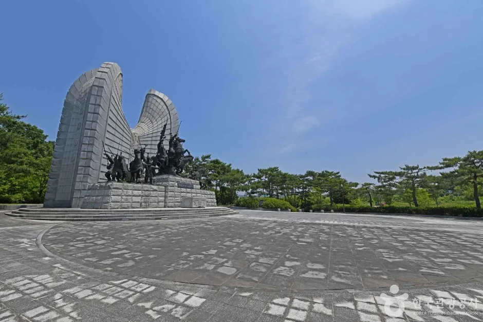 백제 오천 결사대 충혼탑 (5)