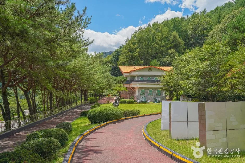 산청_지리산 빨치산토벌 전시관 (5)