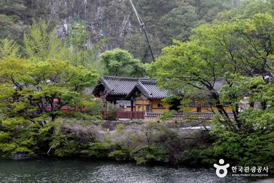 경북_포항_오어사(포항)_외부_4.png