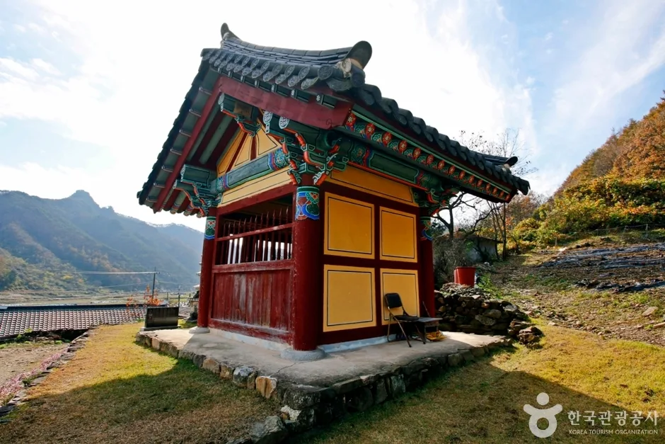 충주 문주리 석조여래좌상 (8)