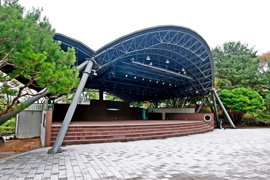 한국과학기술원 강당 노천극장 (13)