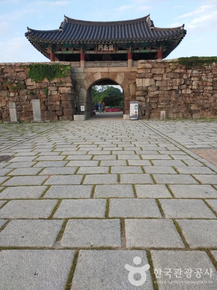충남_서산시_서산 해미읍성 (6).jpg