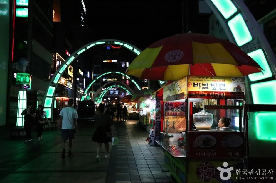 A03448_부산_중구_용두산 자갈치 관광특구 (1)
