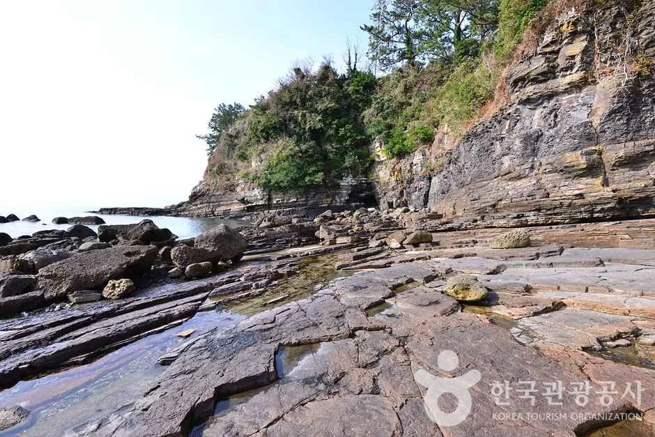 여수 낭도리 공룡발자국화석 산지 (4)
