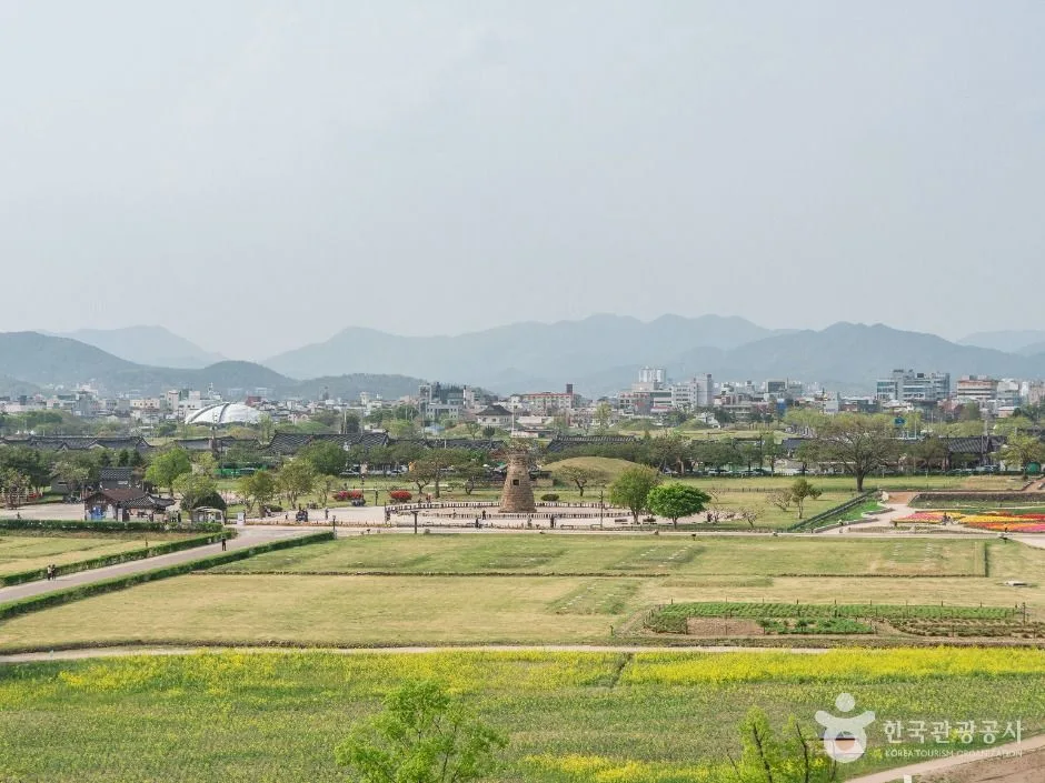 경북_경주_경주 첨성대_외부_3.jpg