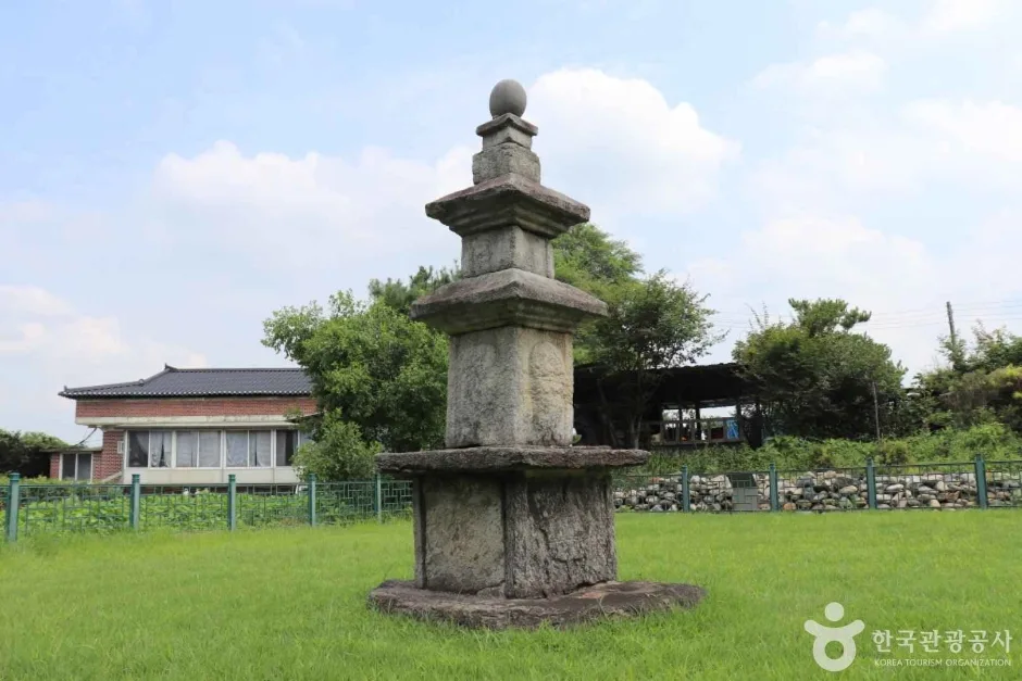 충주_충주 원평리 삼층석탑 (2)