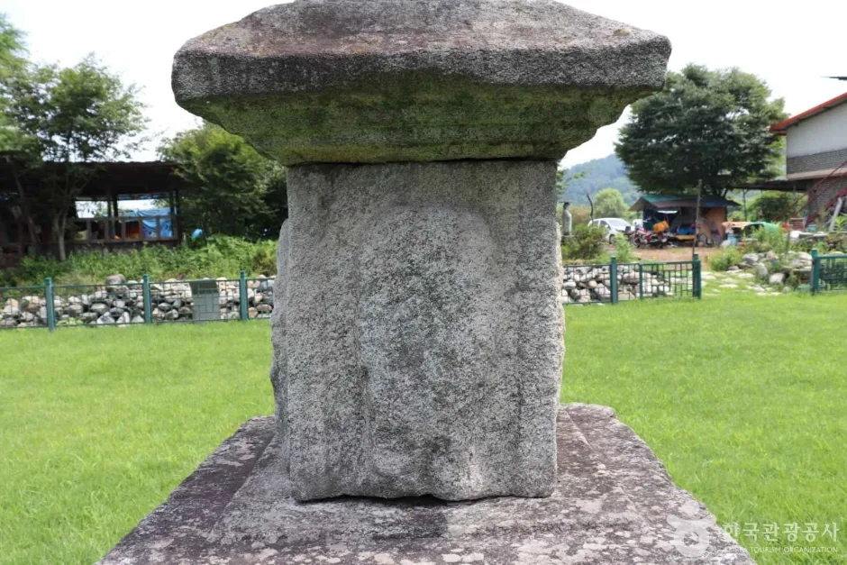 충주 원평리 삼층석탑 (3)_e