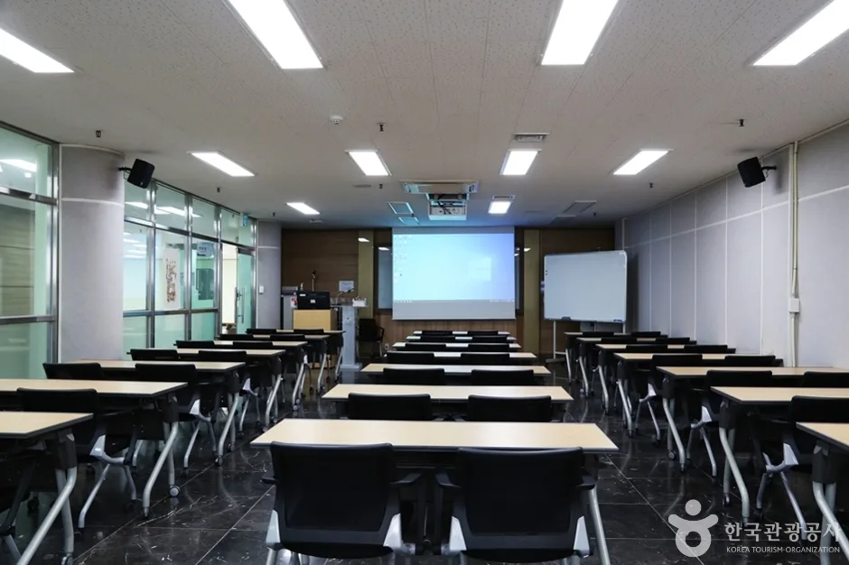 A03457_부산_중구_부산광역시립 중앙도서관 (2)