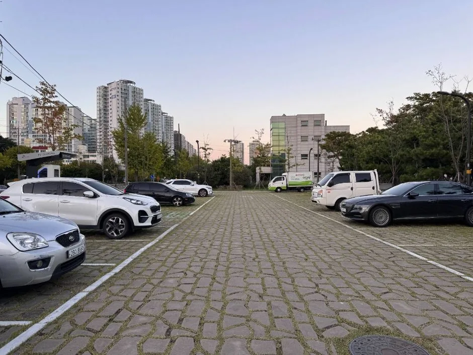 마산항중앙부두공원_장애인주차장