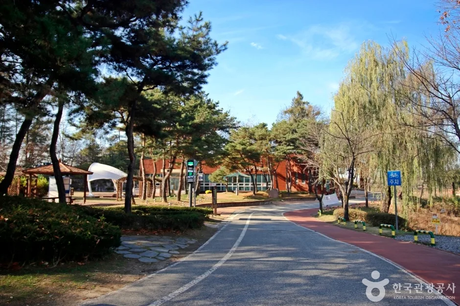 호암공원생태전시관 (1)