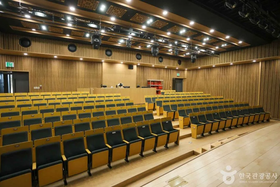 부산_영도_영도문화예술회관 (5)