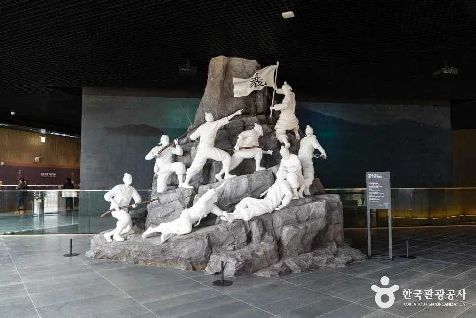전남_나주_남도의병역사박물관_내부_7.jpg