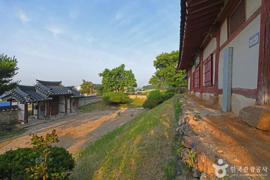 직산향교 (5)