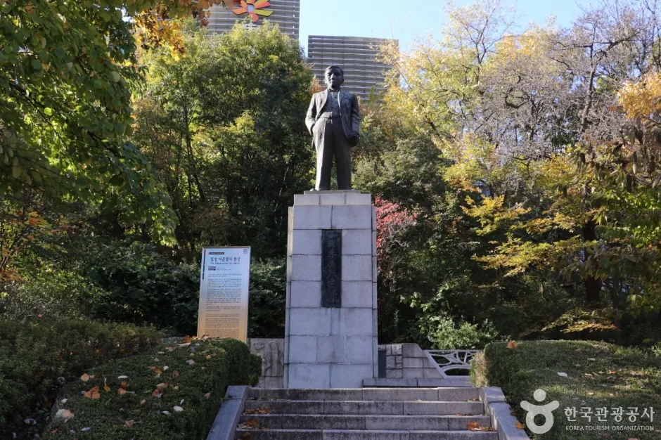 서울_중구_일성이준열사동상 (5).jpg