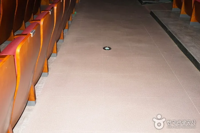 전주덕진예술회관