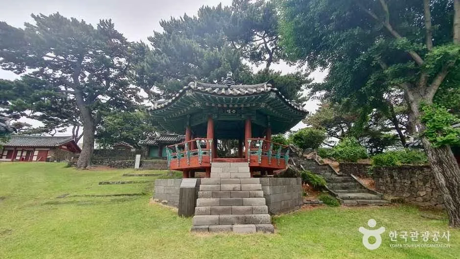 제주_제주_제주향교_외부_4.jpeg