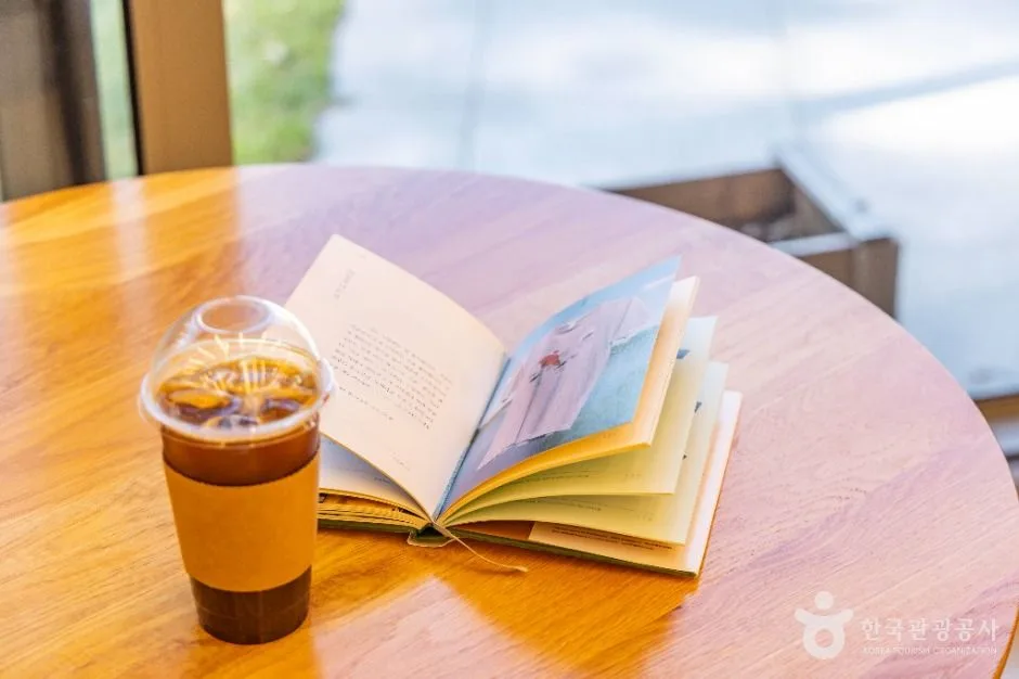서울_천왕산 책쉼터 (12)