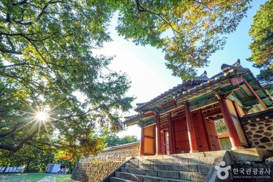경기_연천_숭의전지_외부_2.jpg