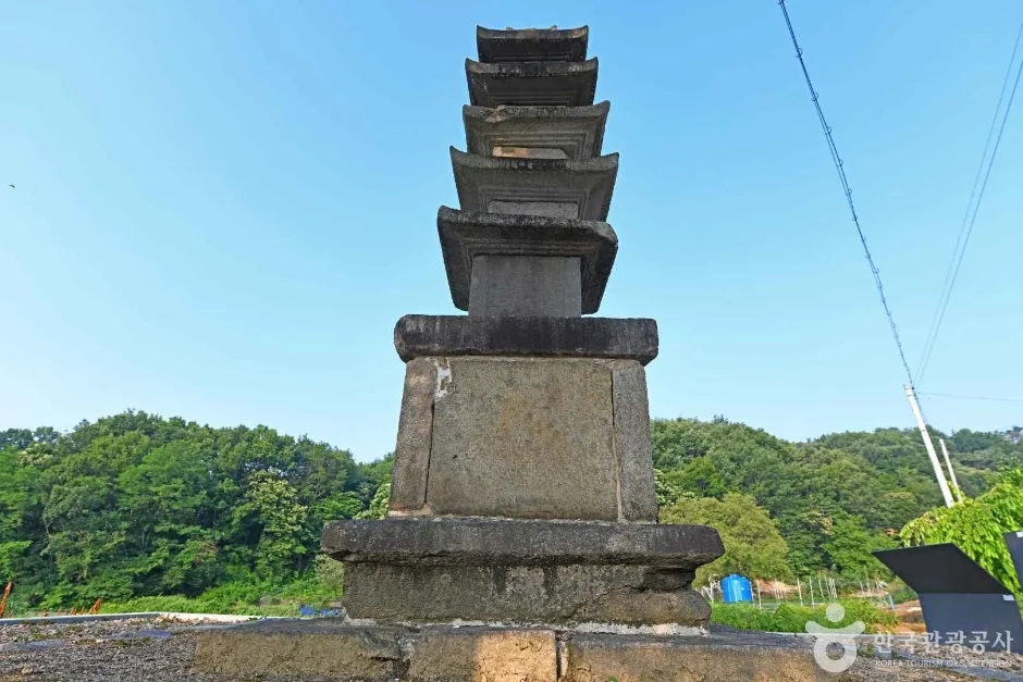 부여_부여 세탑리오층석탑 (3)