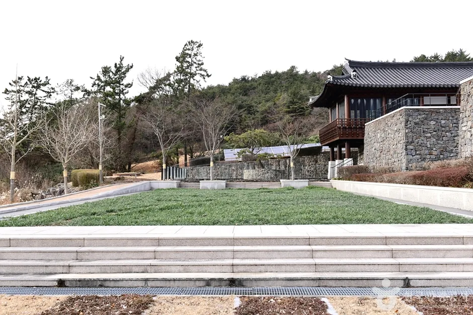 전남광주_해남_땅끝순례문학관_내부_1.jpg
