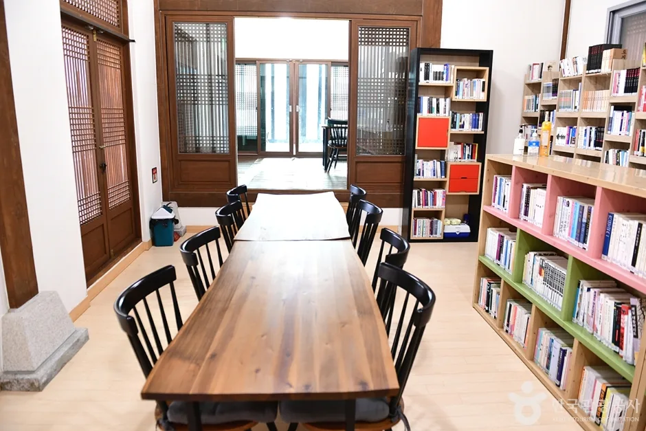 전남광주_해남_땅끝순례문학관_내부_9.jpg