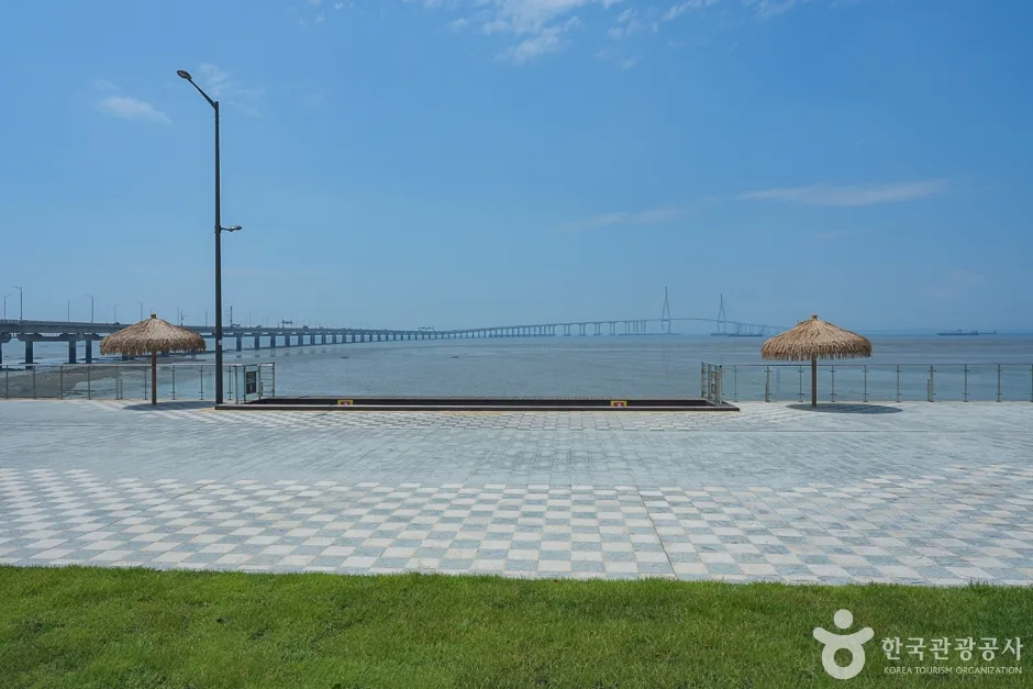 송도랜드마크시티1호수변공원