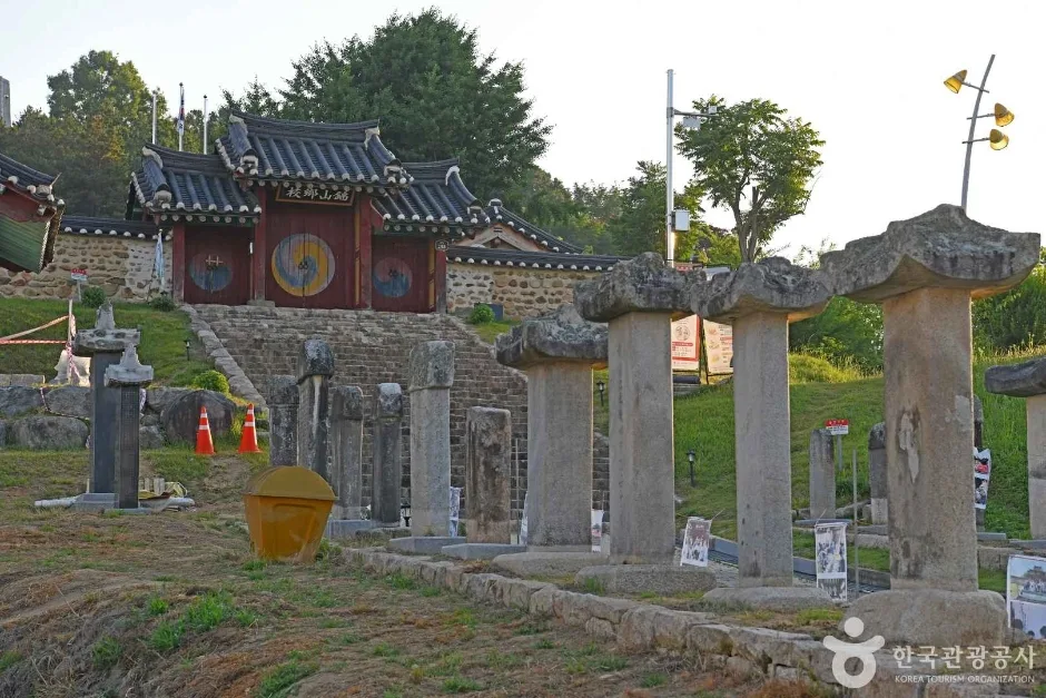 금산향교 (6)