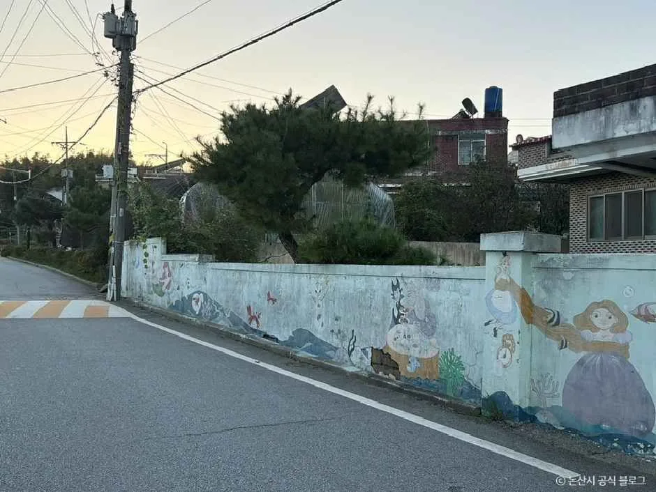 논산_와야리 벽화마을 (8).jpg
