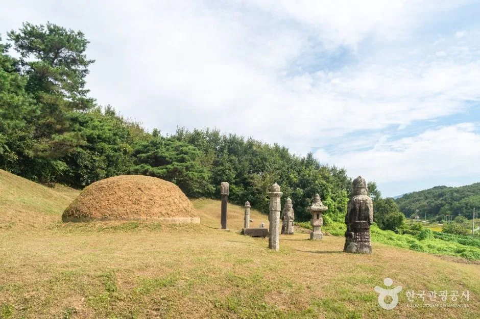 충주_충주 이수일 묘소 (4)