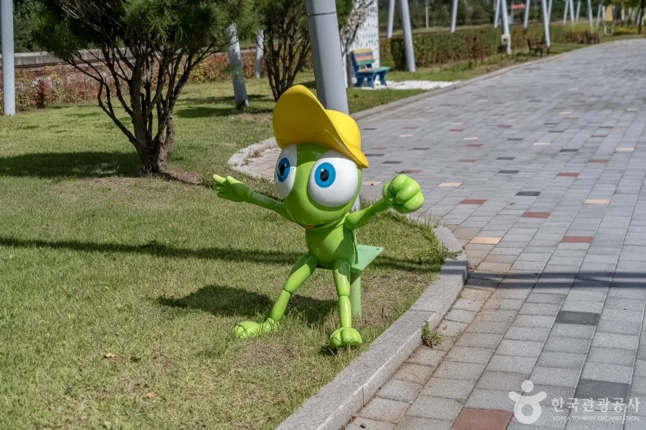 벅스랜드 (13)_이동네는 곤충마을