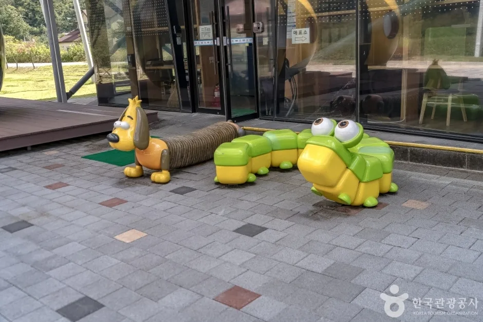 벅스랜드 (16)_입구에 곤충