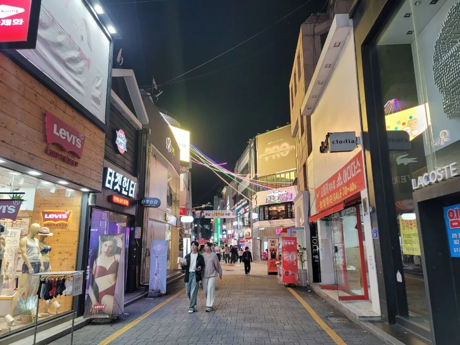 금남로_골목(보도블록,턱없음)