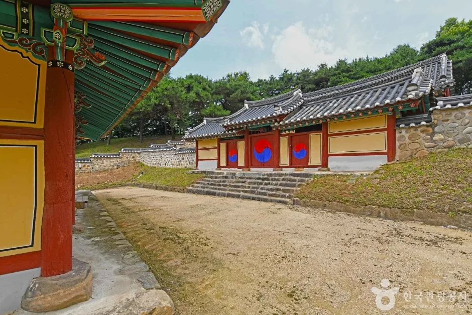 청안향교 (6)