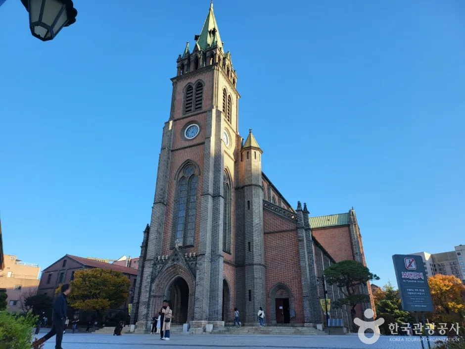 서울 명동성당