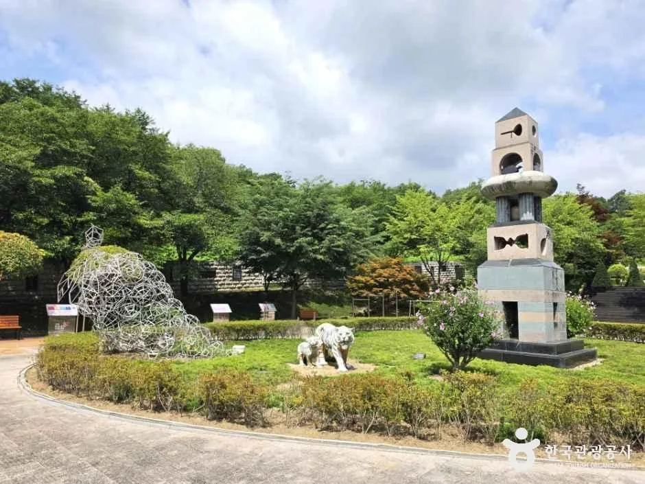충북_영동_용두공원_외부_11.jpg