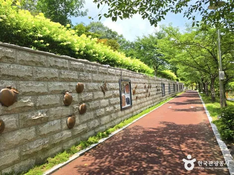 충북_영동_용두공원_외부_4.jpg