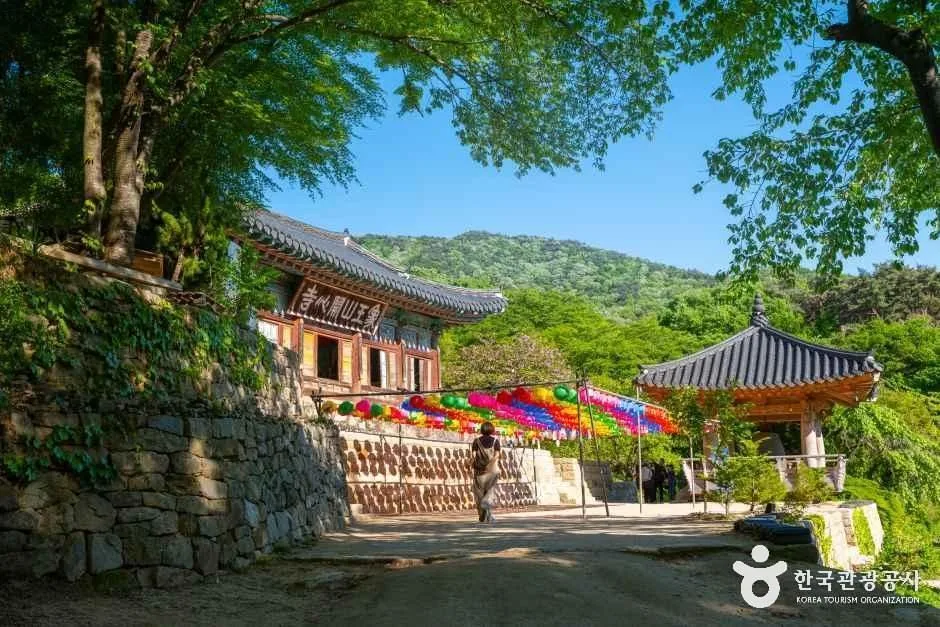 충남_서산_개심사_외부_2.jpg