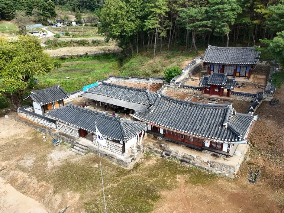 논산 충헌사