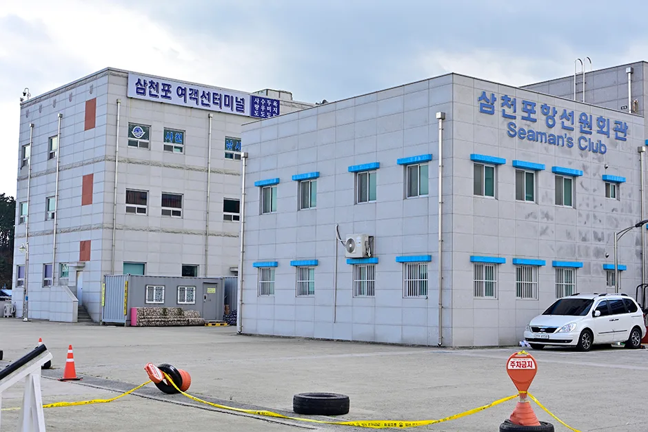 경남_사천시_삼천포 팔포항 (2).jpg