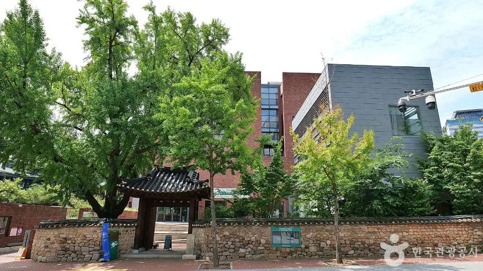 서울_중구_이화여고100주년기념관 (4)