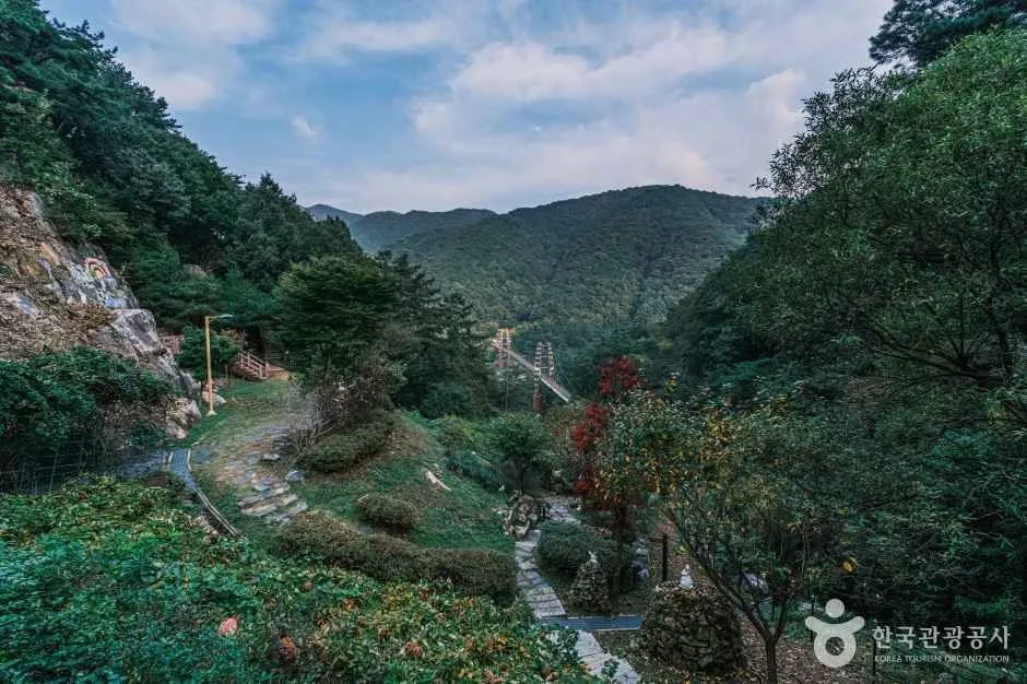 충북_증평_좌구산 자연휴양림_외부_1.jpg