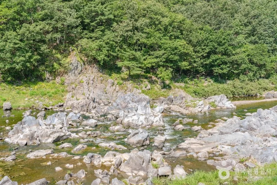 청송_백석탄 포트홀 (청송 국가지질공원) (6)