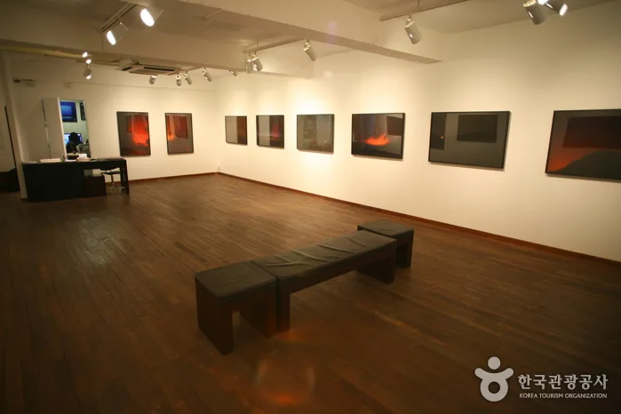 서울_강남구_갤러리 나우 (4).jpg