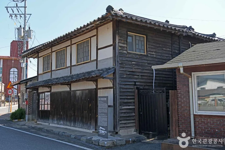 강경 구 연수당 건재 약방 (3)